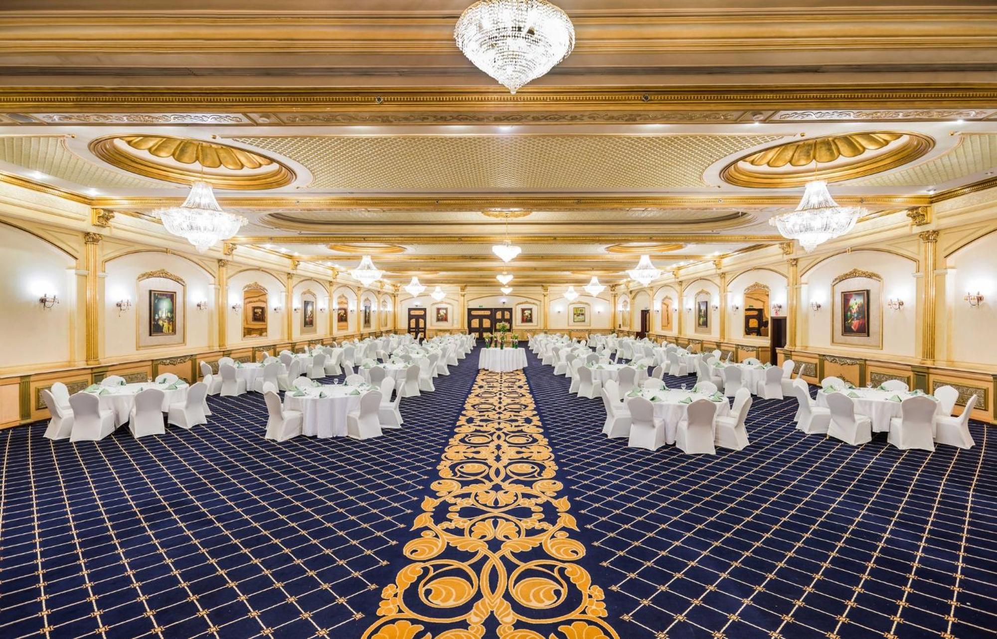 Holiday Inn Riyadh Al Qasr By Ihg Riade Exterior foto
