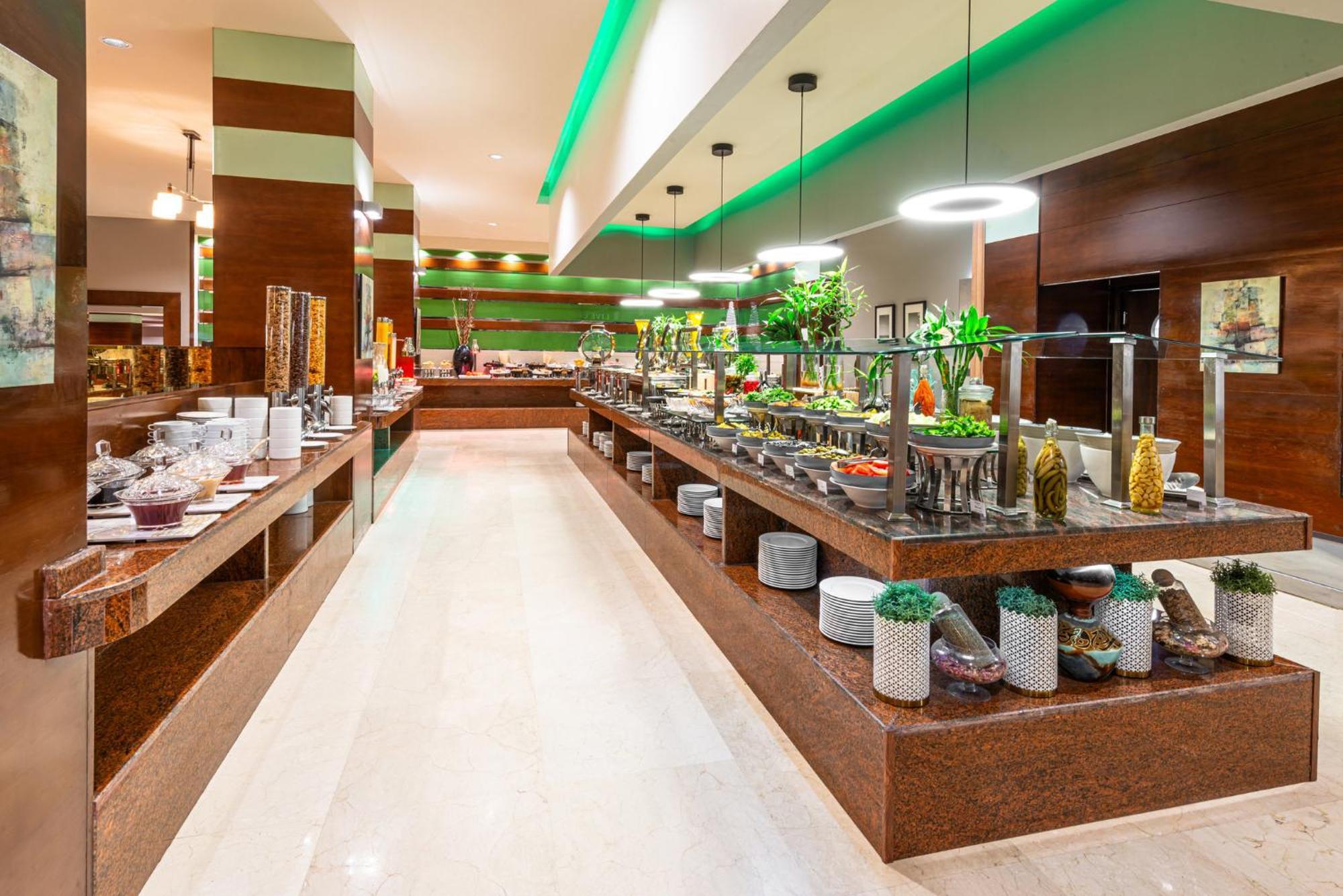 Holiday Inn Riyadh Al Qasr By Ihg Riade Exterior foto