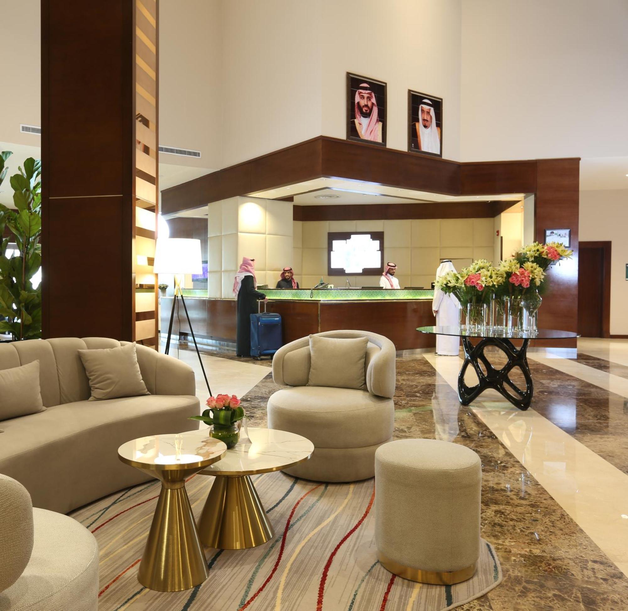 Holiday Inn Riyadh Al Qasr By Ihg Riade Exterior foto